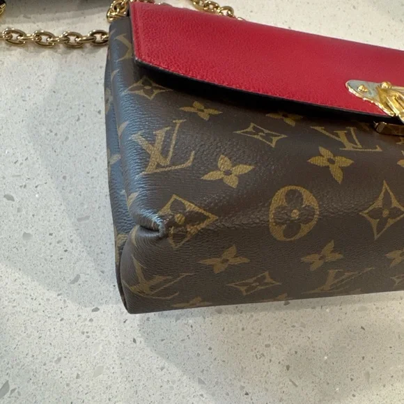 Louis Vuitton Saint Placide Monogram - Picture 5 of 11